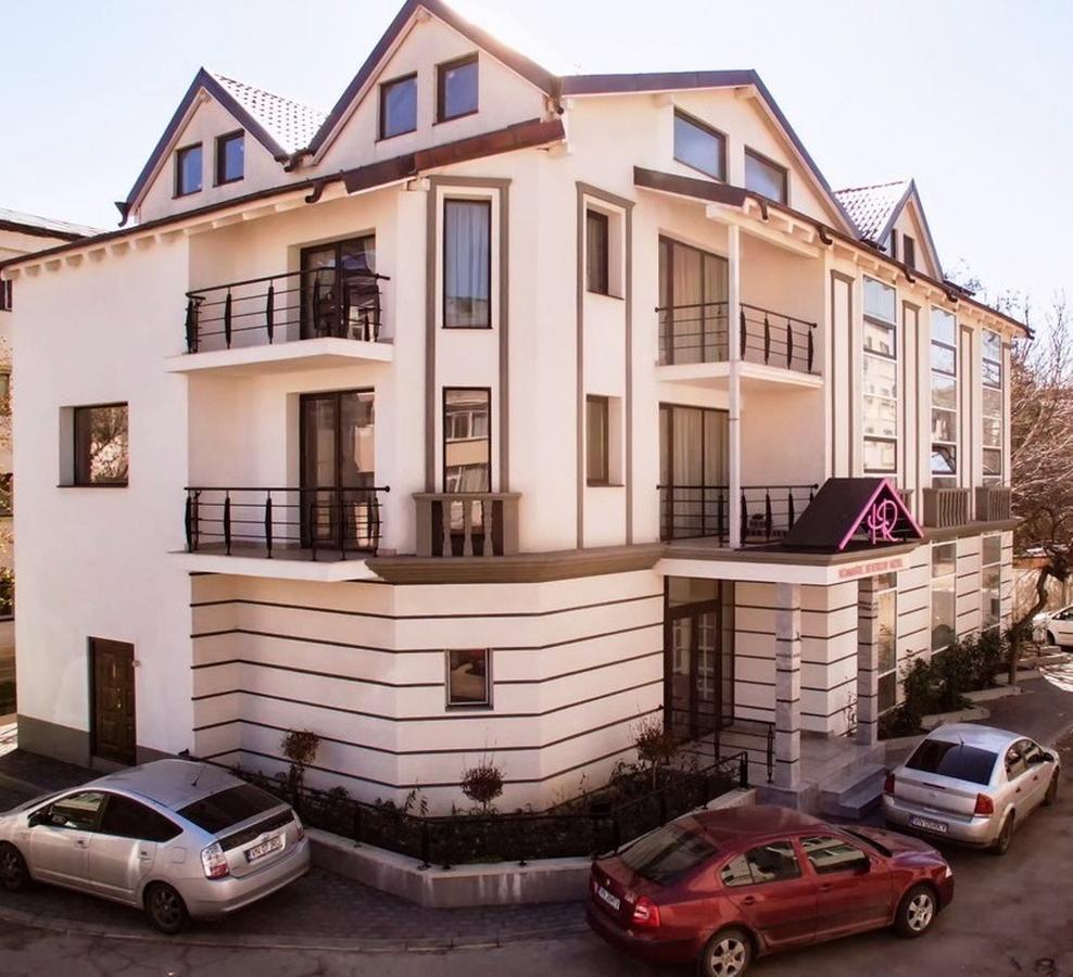 Romantic Boutique Focşani Exteriör bild