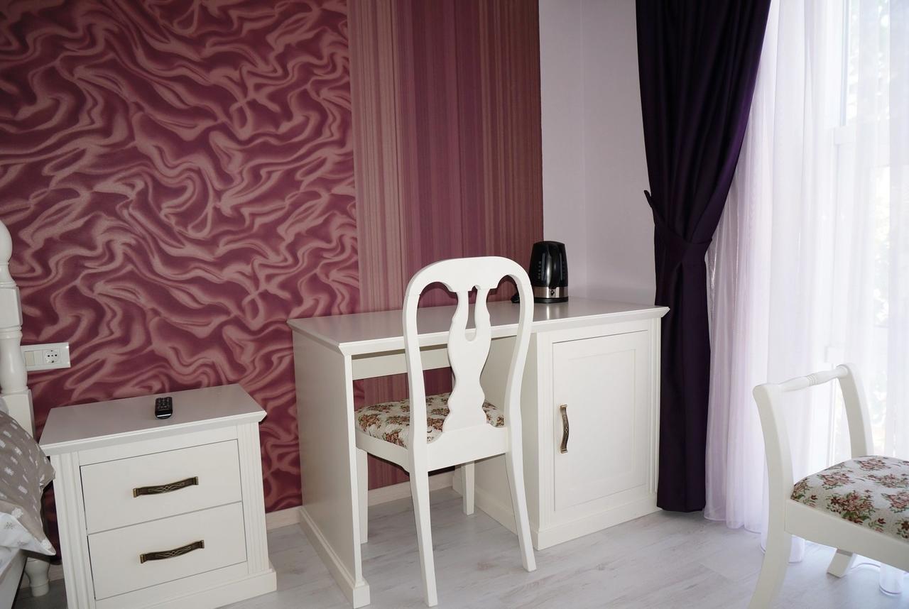 Romantic Boutique Focşani Exteriör bild